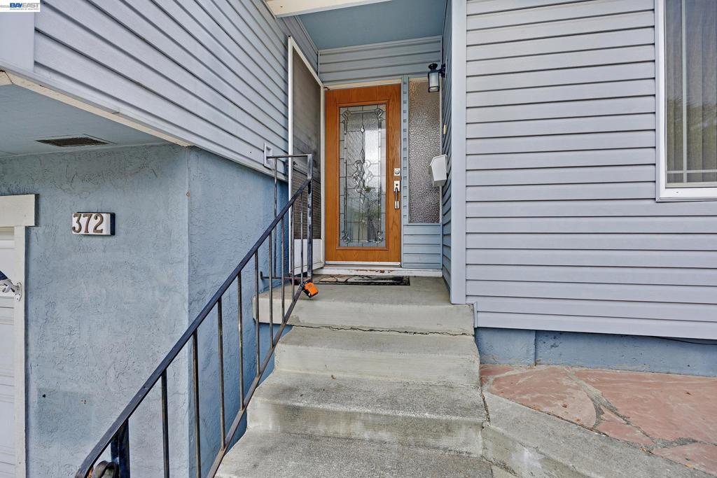 372 Monaco Ave Property Photo 4