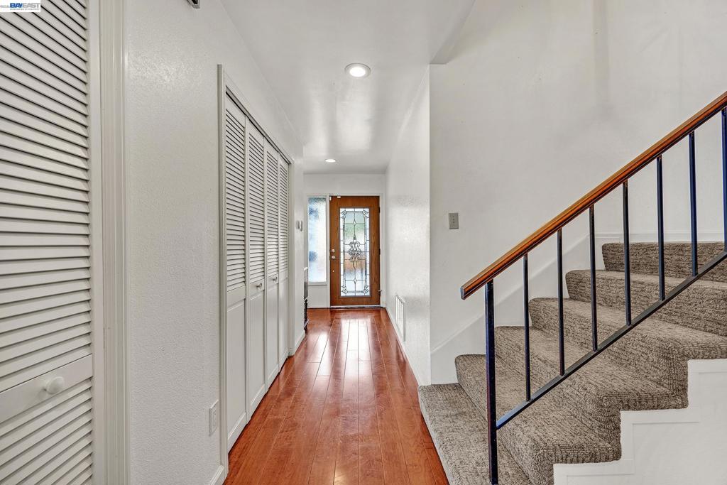 372 Monaco Ave Property Photo 5