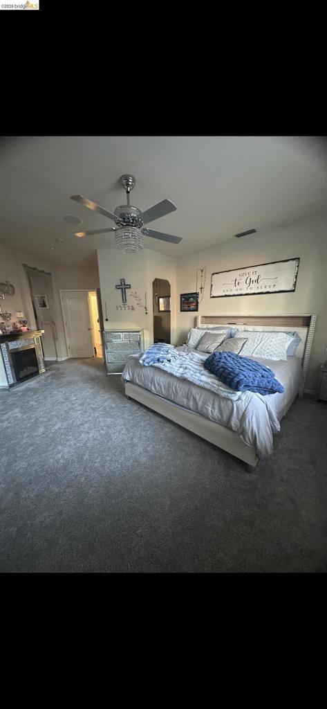 2396 Berkshire Ln Property Photo 11