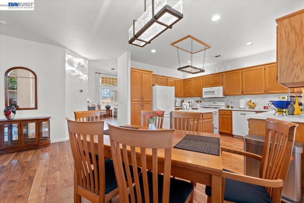 5251 Feather Way Property Photo 16