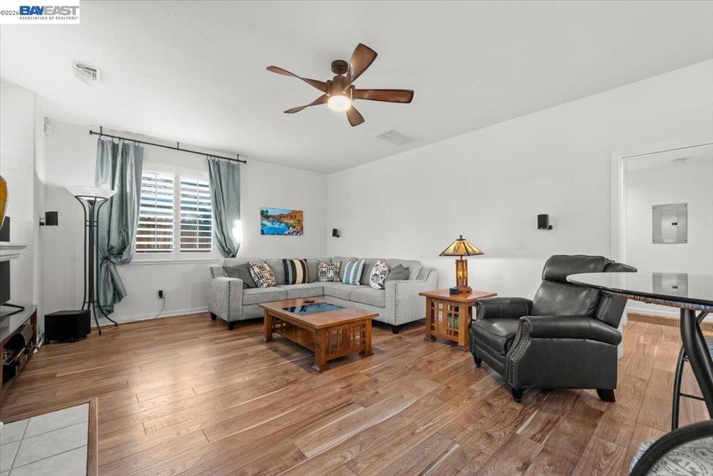5251 Feather Way Property Photo 27