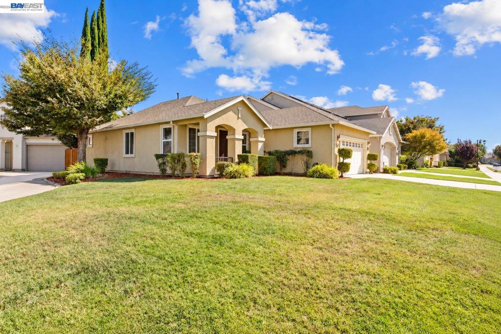 10648 Tank House Dr Property Photo 2