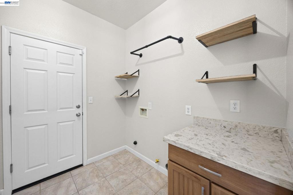 10648 Tank House Dr Property Photo 31