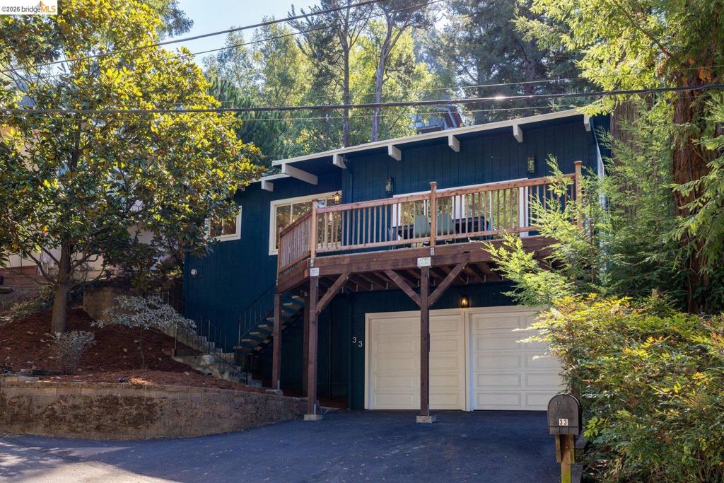 33 Eastwood Ct Property Photo 3