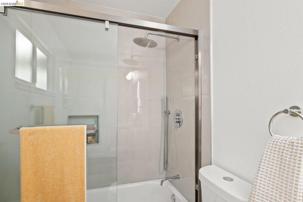 33 Eastwood Ct Property Photo 28