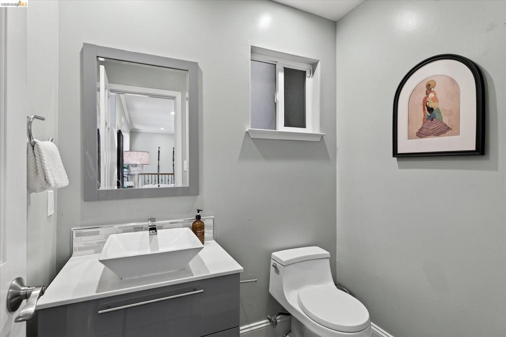6700 Moore Dr Property Photo 22