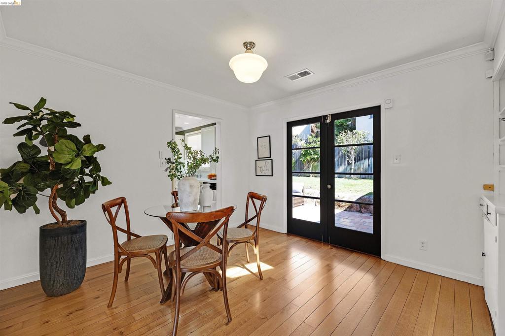 4326 Arden Pl Property Photo 12