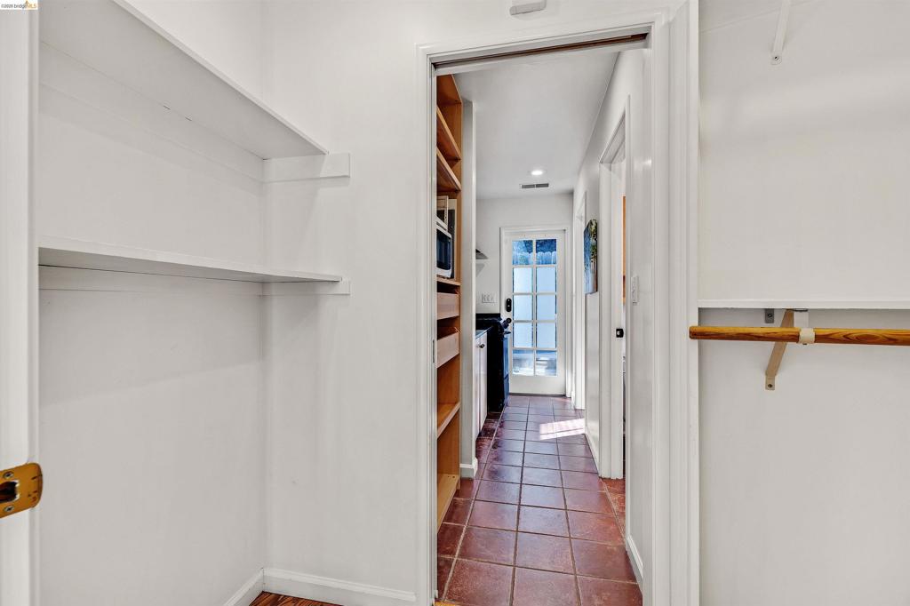 4326 Arden Pl Property Photo 26