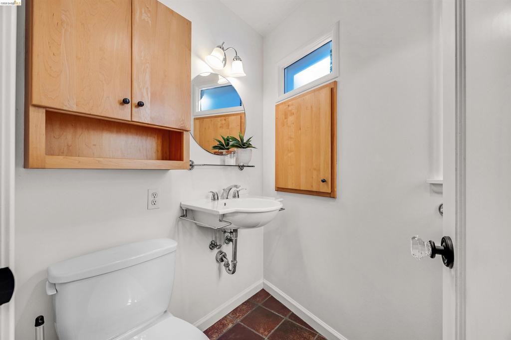 4326 Arden Pl Property Photo 28