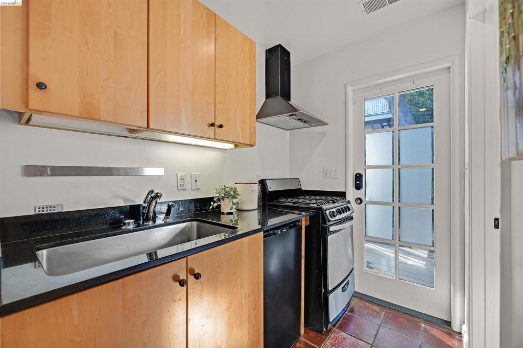 4326 Arden Pl Property Photo 29