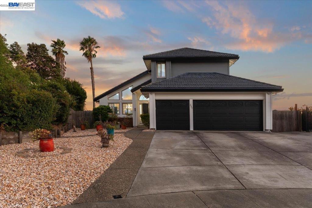 390 Beston Way Property Photo 1