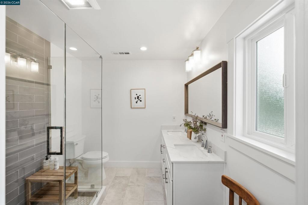 48 Via Floreado Property Photo 44