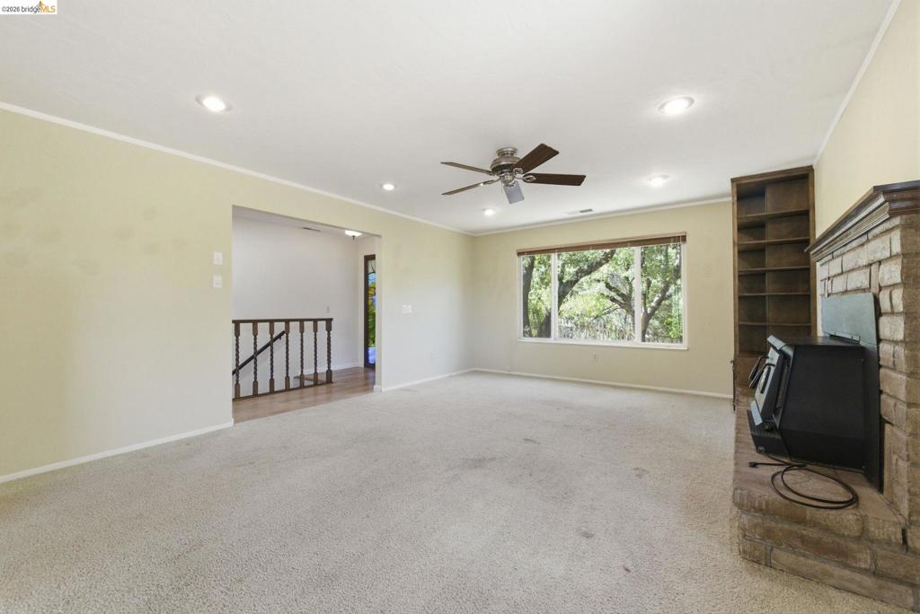 20948 Lynn Ln Property Photo 9