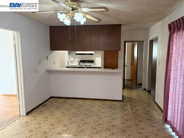 358 Robert Way Property Photo 5