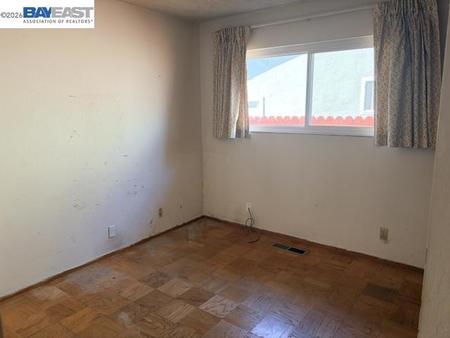 358 Robert Way Property Photo 6
