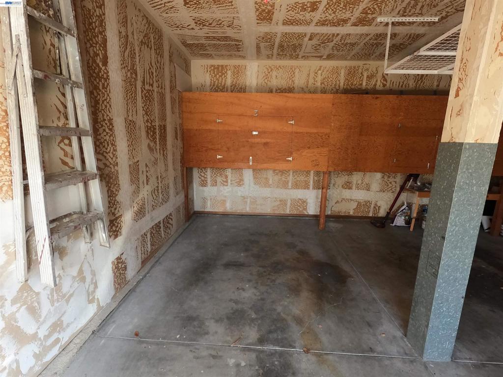 1124 Hollywood Ave Property Photo 19
