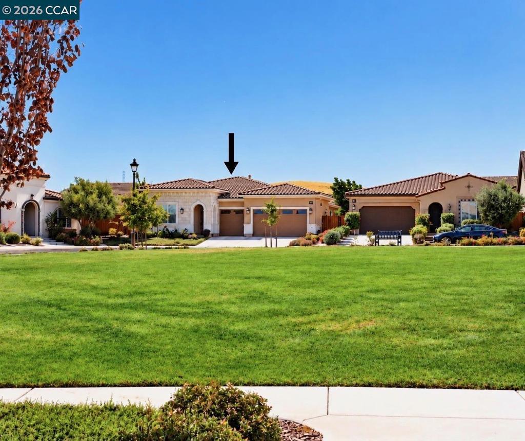 1586 Meritage Loop Property Photo 2