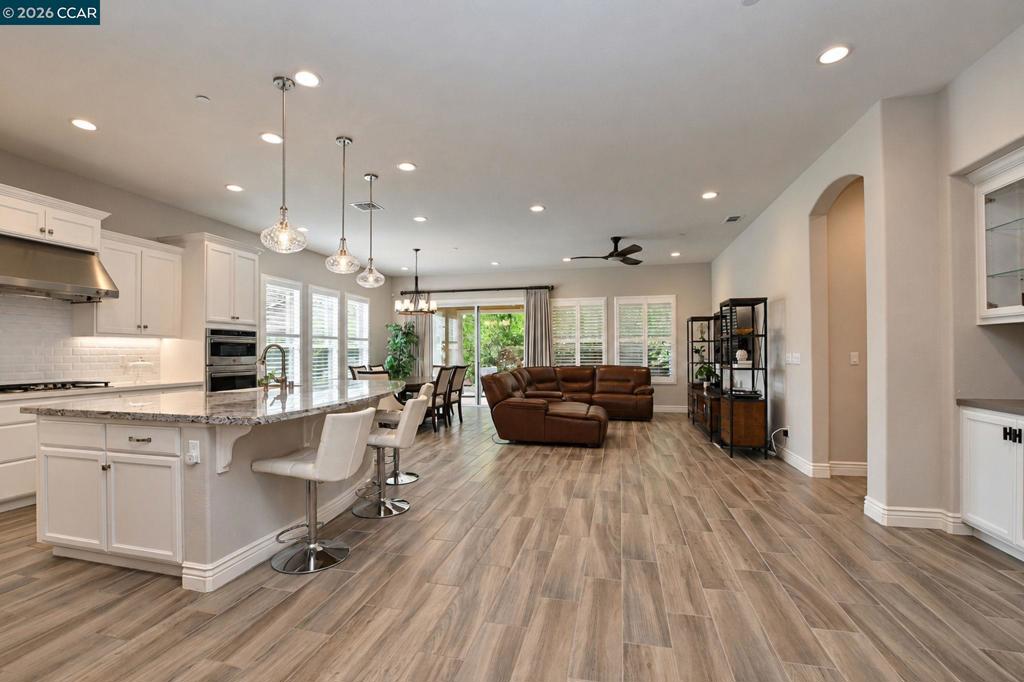 1586 Meritage Loop Property Photo 9