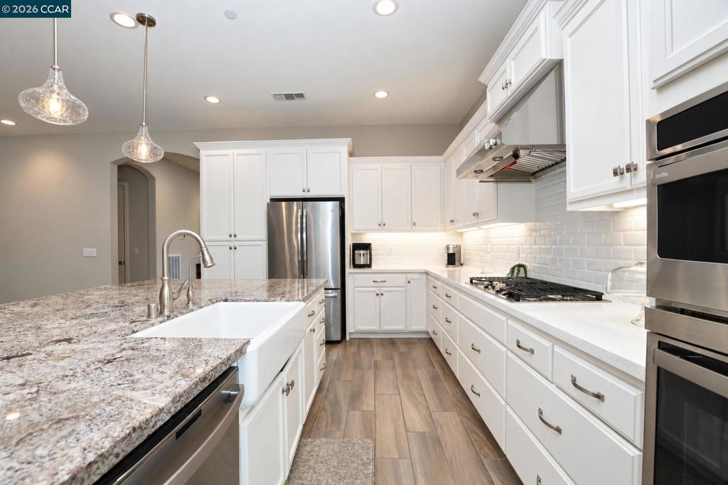 1586 Meritage Loop Property Photo 12