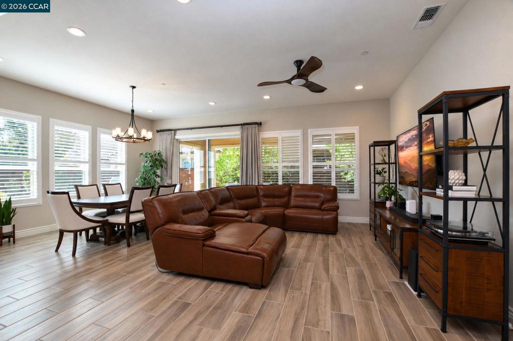 1586 Meritage Loop Property Photo 13