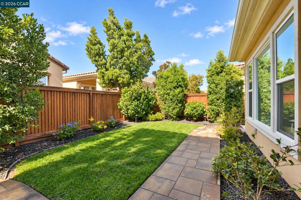 1586 Meritage Loop Property Photo 33