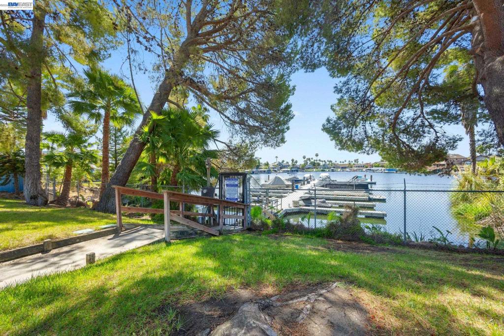 1257 Marina Circle Property Photo 28