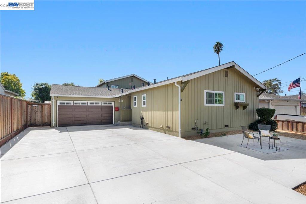 2893 Kennedy St Property Photo 1