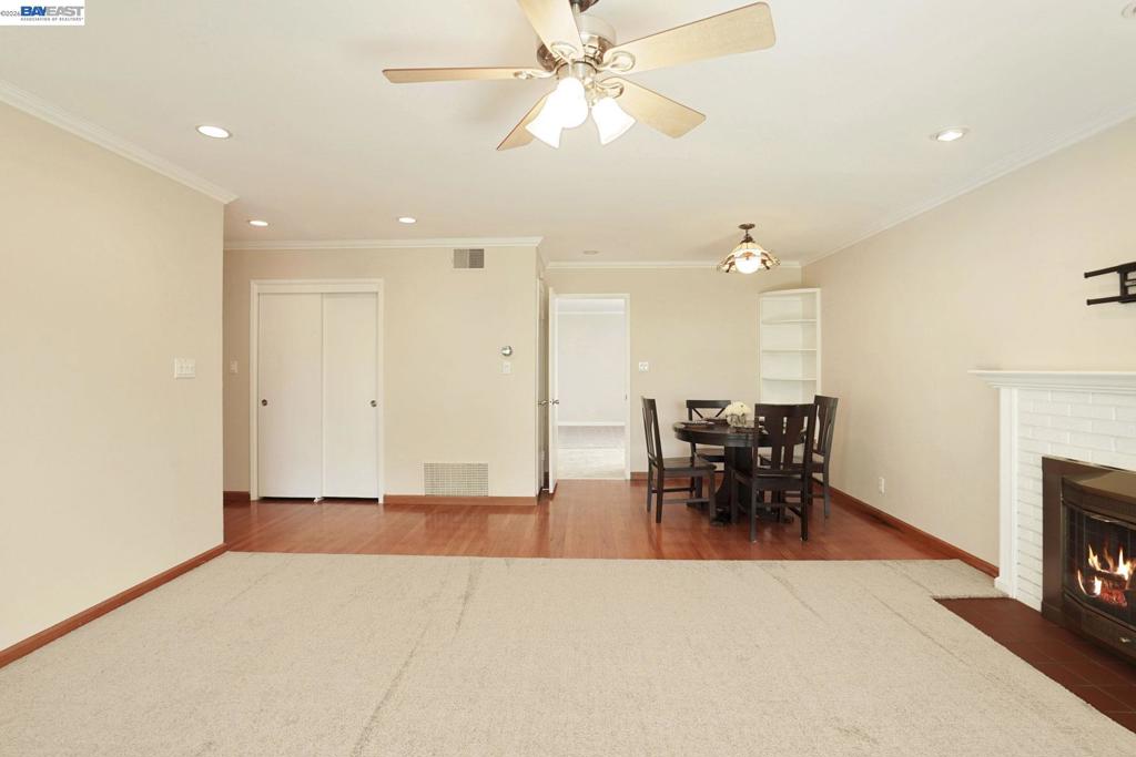 2765 Kennedy St Property Photo 17