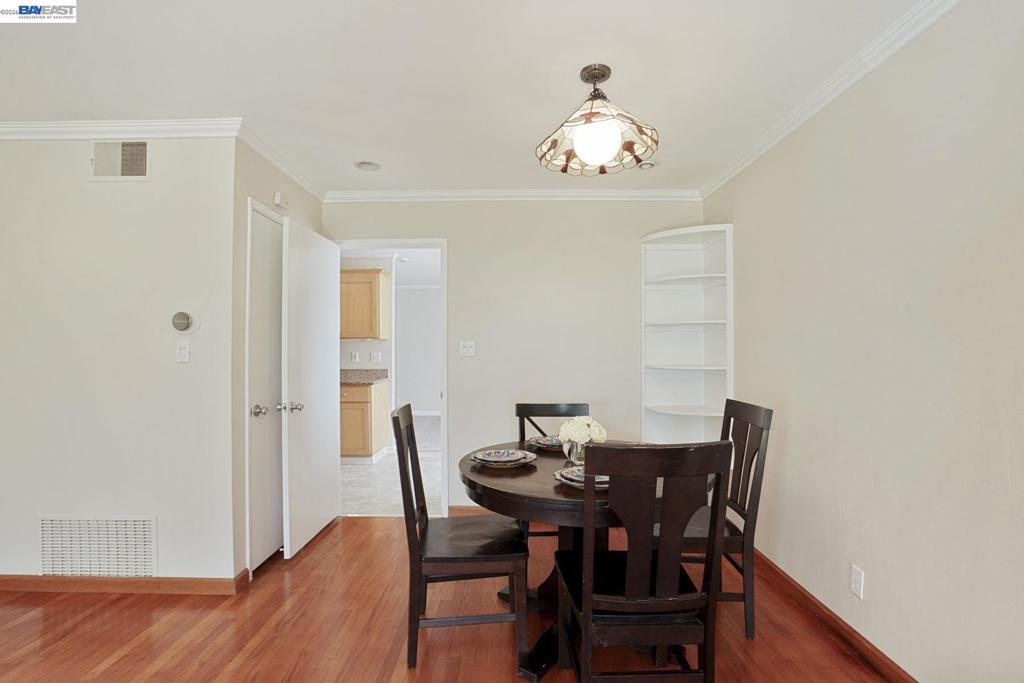 2765 Kennedy St Property Photo 19