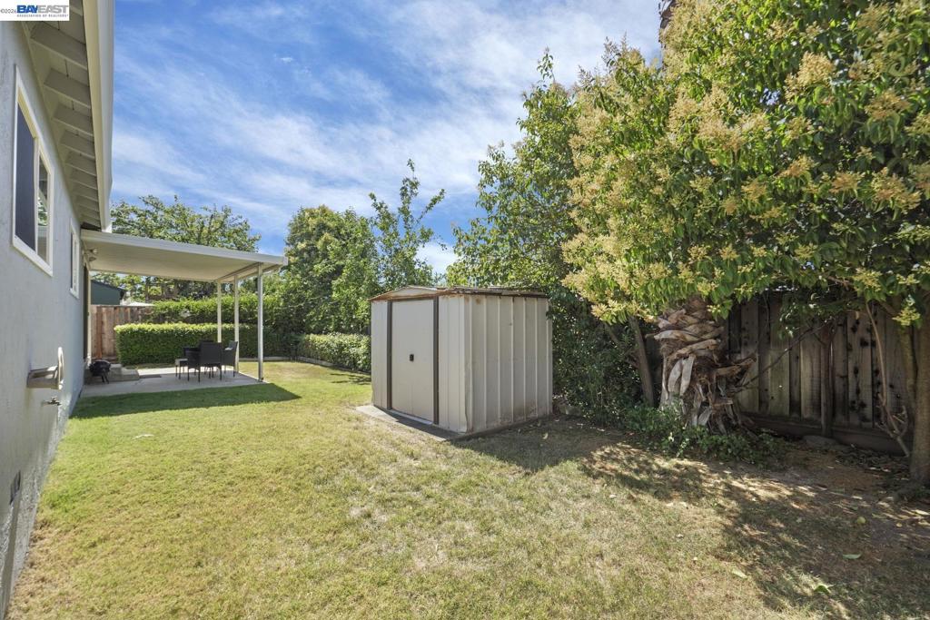 2765 Kennedy St Property Photo 37
