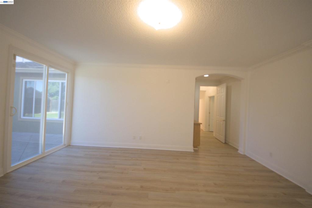 7 Diamondwood Ct Property Photo 16
