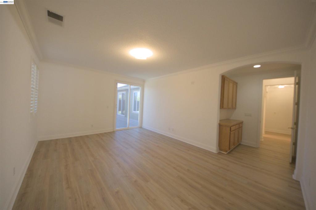 7 Diamondwood Ct Property Photo 17