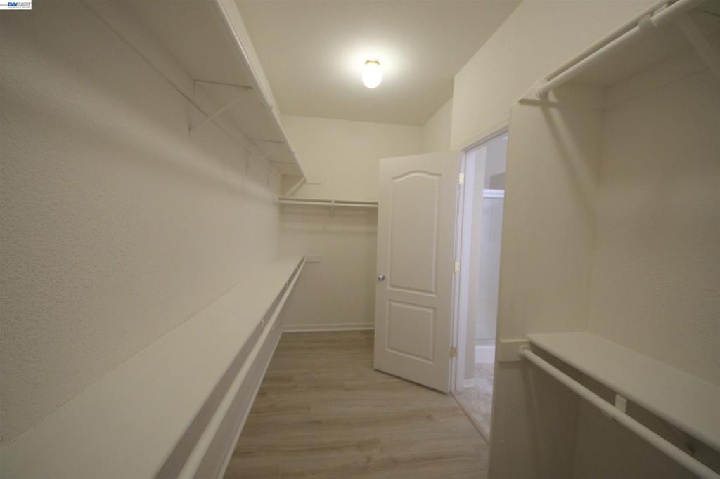 7 Diamondwood Ct Property Photo 22