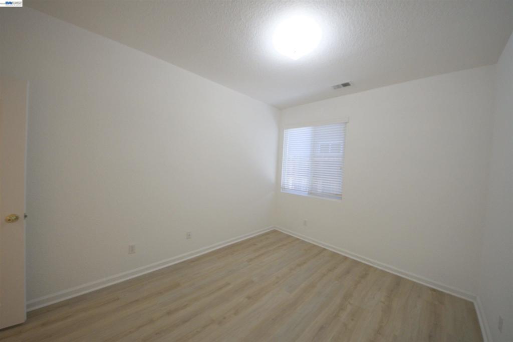 7 Diamondwood Ct Property Photo 29