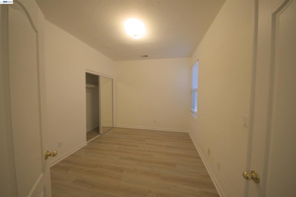 7 Diamondwood Ct Property Photo 32