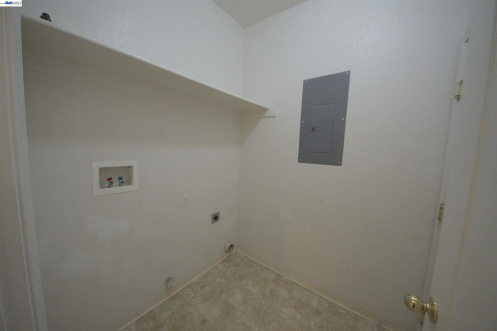 7 Diamondwood Ct Property Photo 36