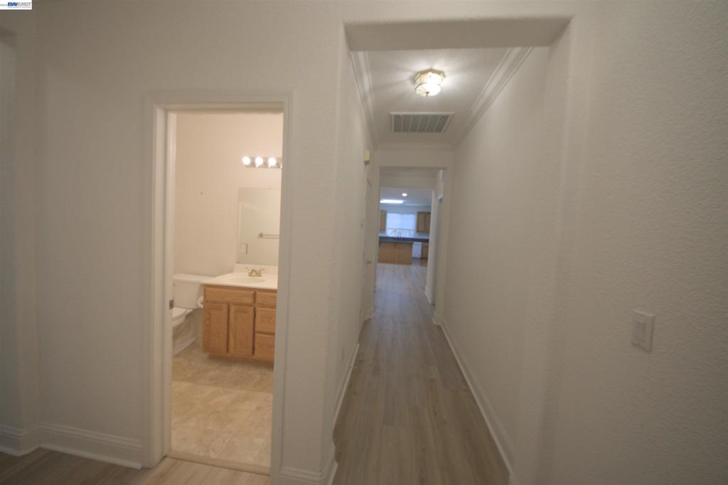 7 Diamondwood Ct Property Photo 38