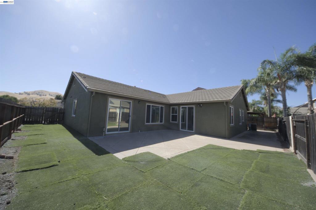7 Diamondwood Ct Property Photo 44