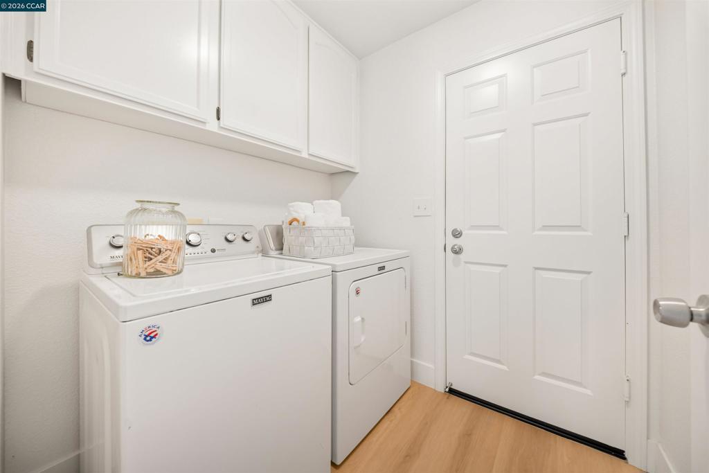 40 Saint Tropez Ct Property Photo 30