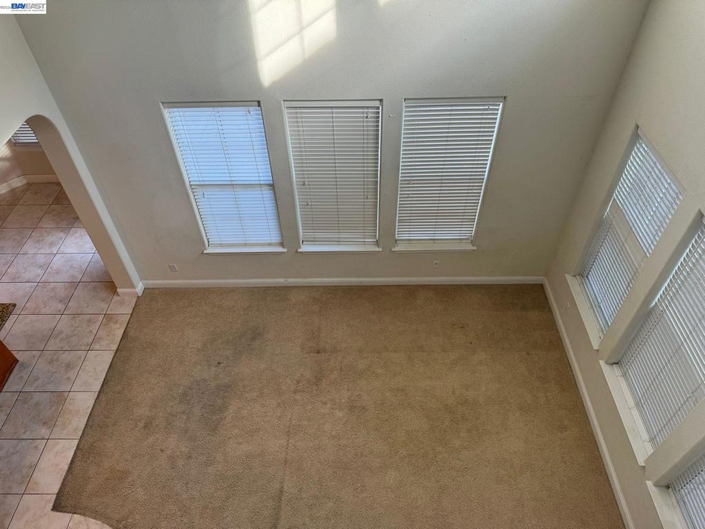 220 N Lafayette St Property Photo 8