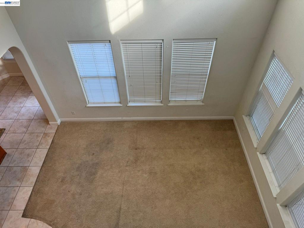 220 N Lafayette St Property Photo 9