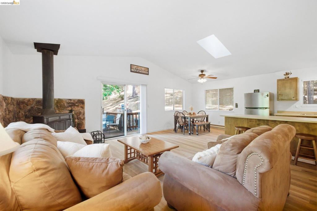 24021 Wakalu Property Photo 3