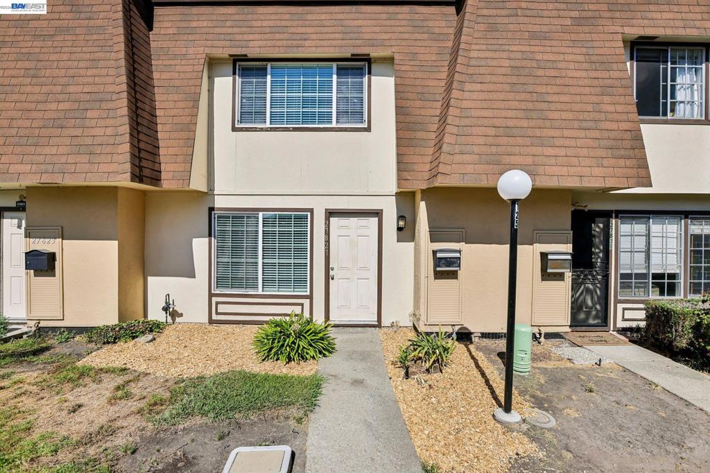 27827 Hummingbird Ct Property Photo 1