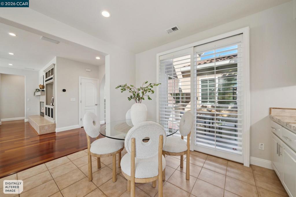 884 Bandol Way Property Photo 11