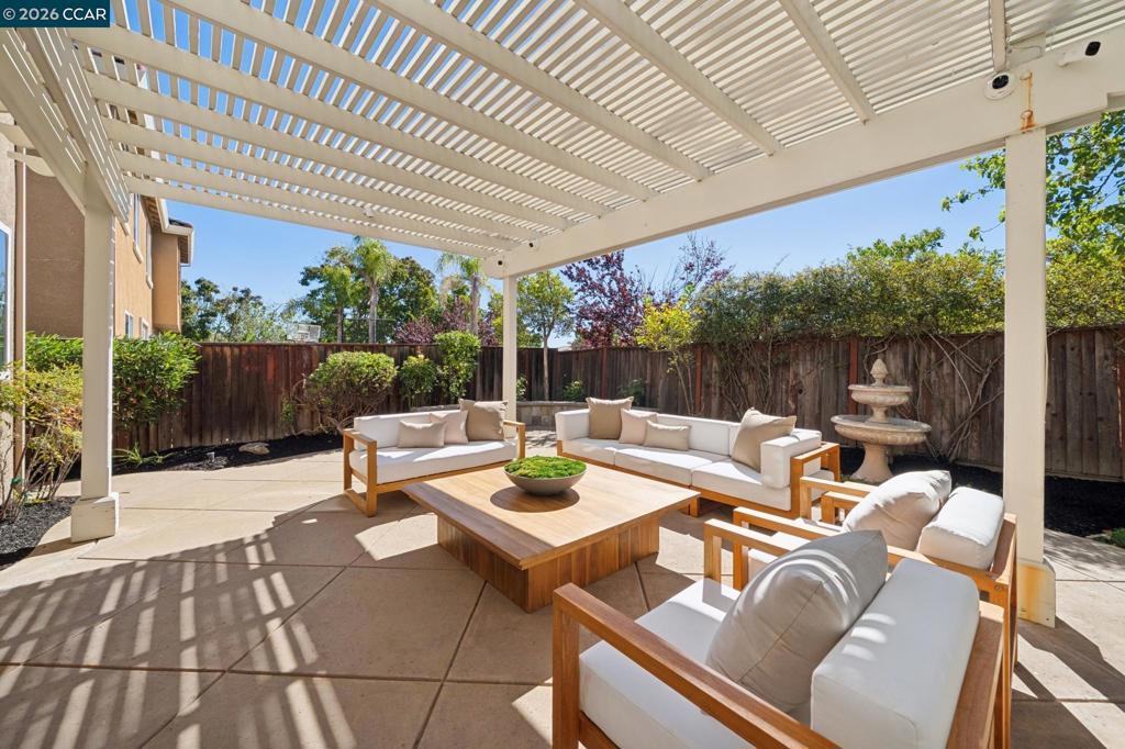 884 Bandol Way Property Photo 46