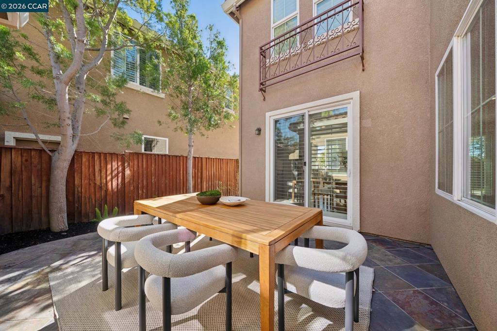 884 Bandol Way Property Photo 48