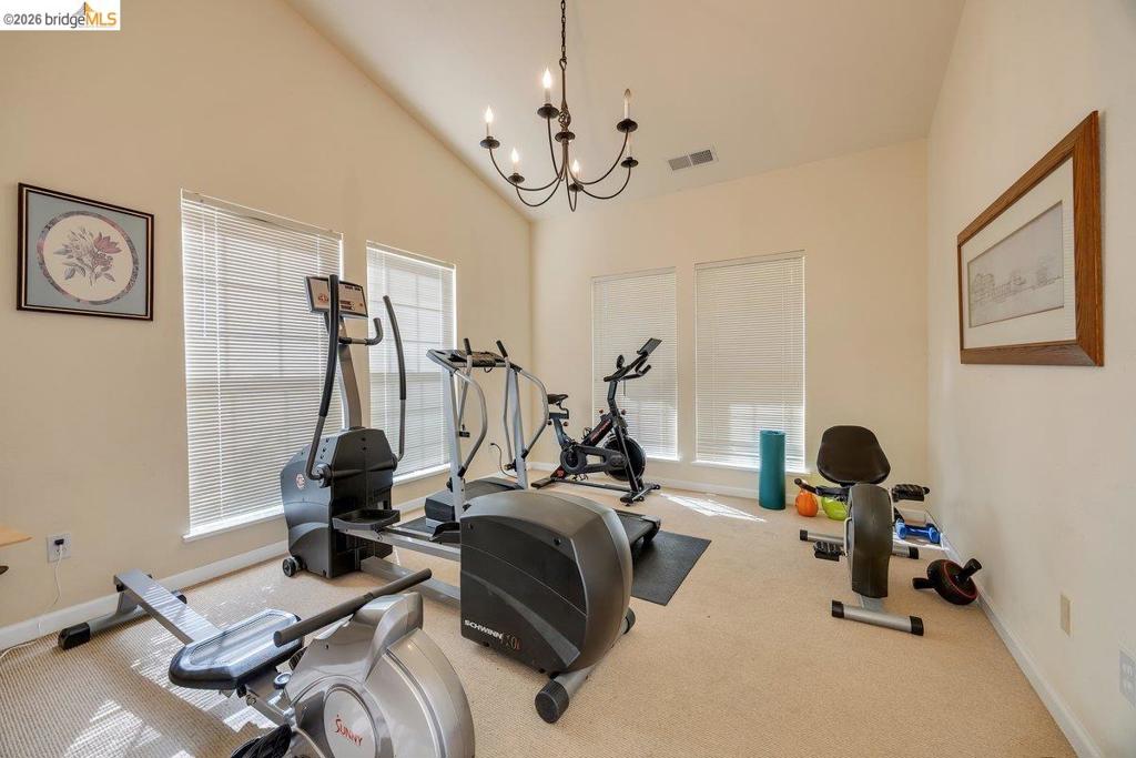 981 Country Ln Property Photo 32