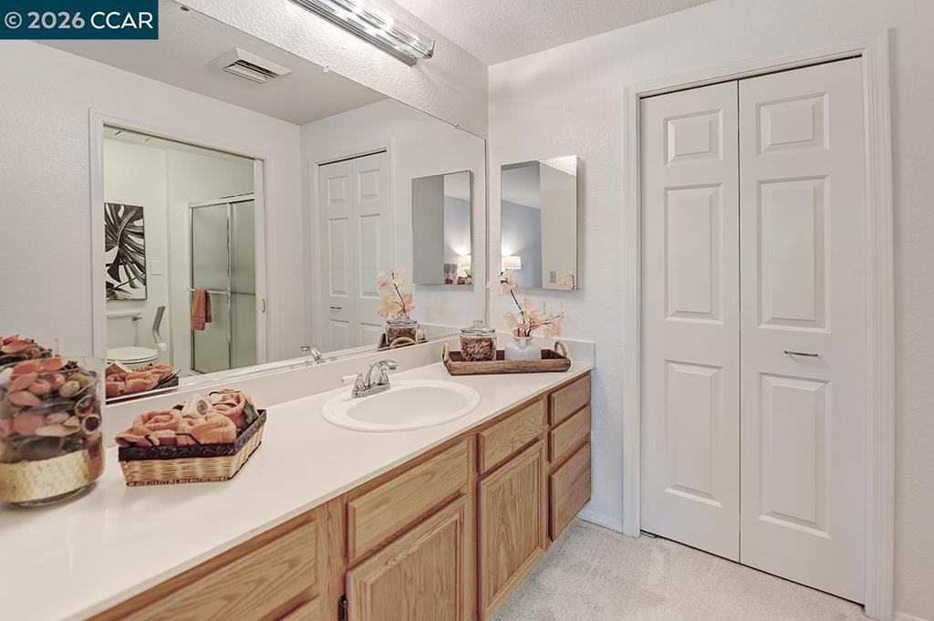 1860 Tice Creek Dr 1108 Property Photo 17