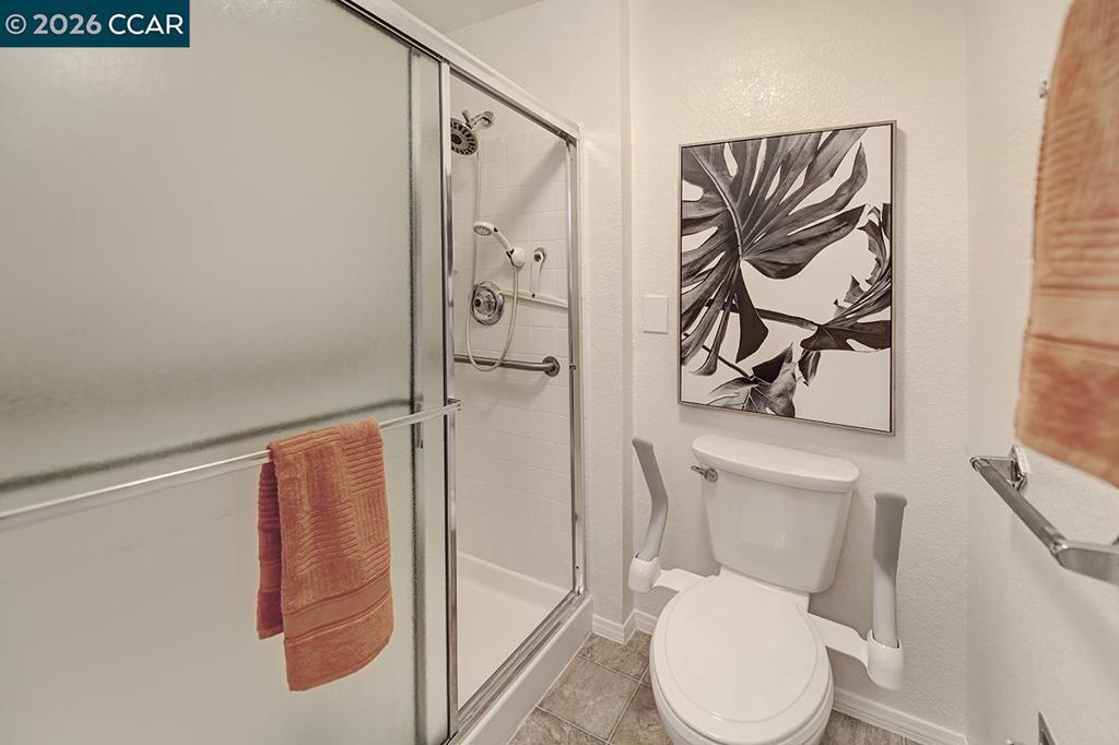 1860 Tice Creek Dr 1108 Property Photo 18