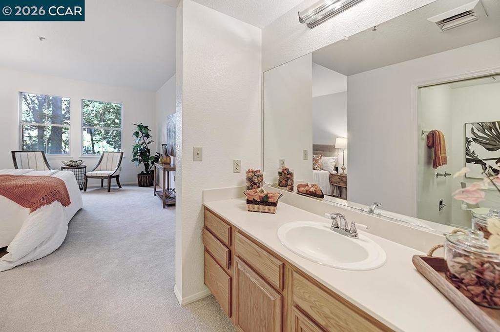 1860 Tice Creek Dr 1108 Property Photo 19